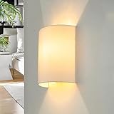 Licht-Erlebnisse Applique da parete in tessuto bianco per soggiorno e camera da letto, P:9,5 cm, E27, Up & Down, semicircolare, antiriflesso, lampada da parete confortevole per corridoio ALICE